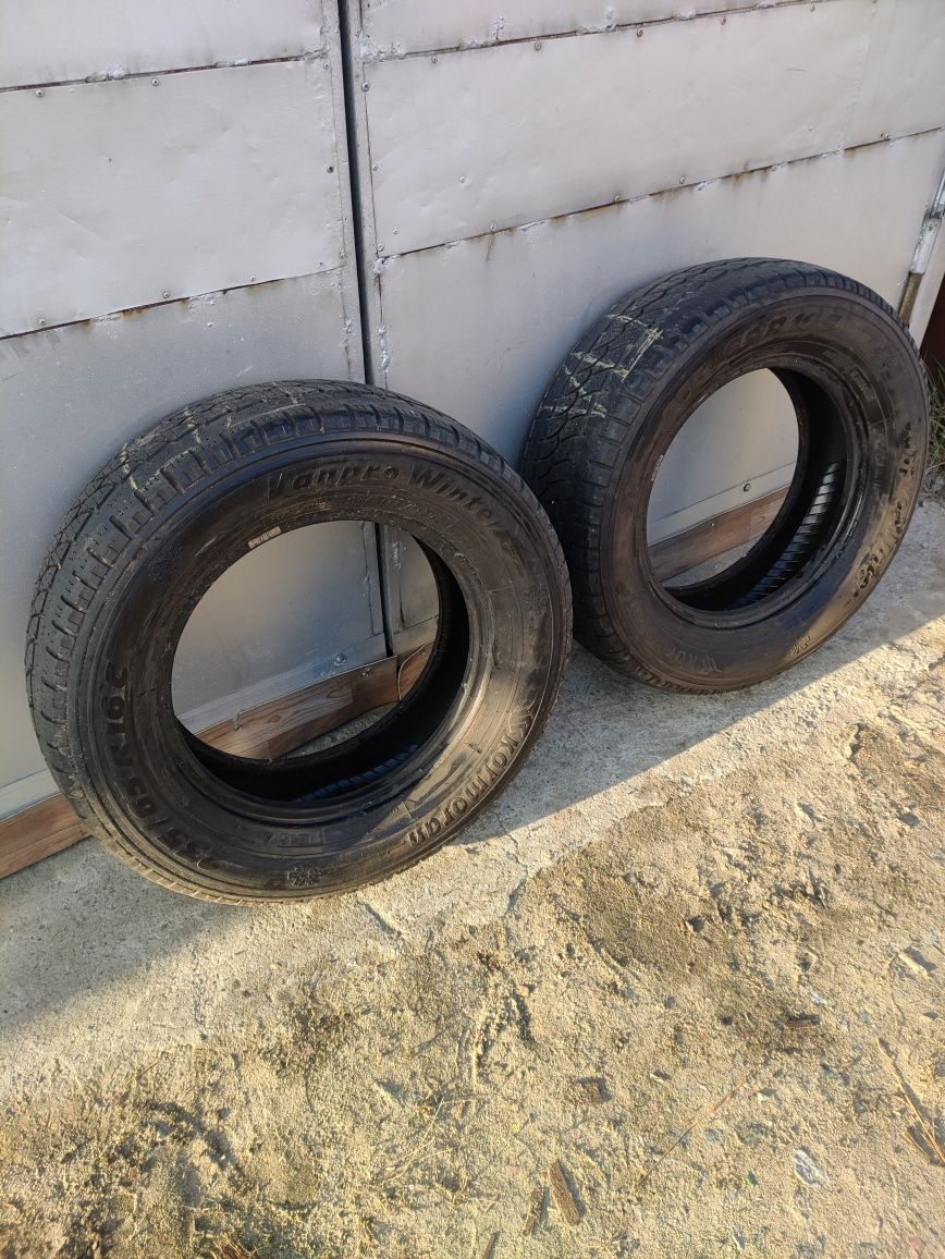 продам шины 235 65 R16C не дорого!