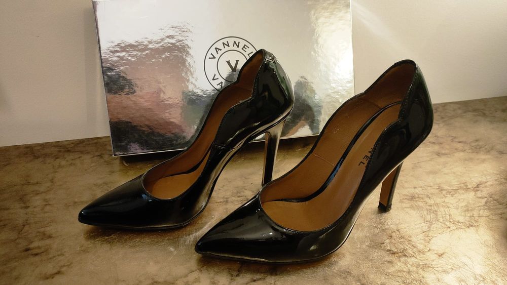 Sapatos com salto alto VANNELSHOES