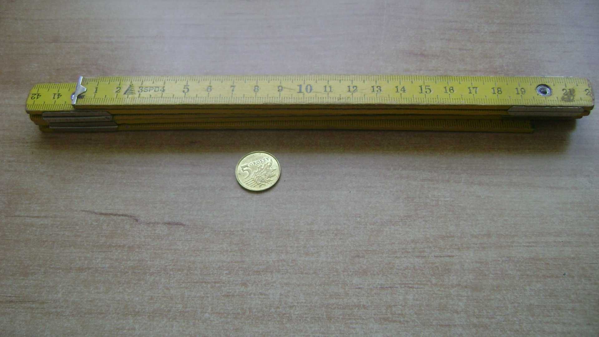 Starocie z PRL Stare narzędzia miara drewniana 1 metr składany sprawna