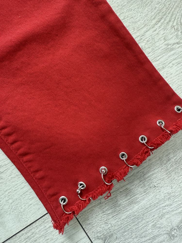 Pinko nowe jeansy 7/8 czerwone flare zdobione nogawki 26 s