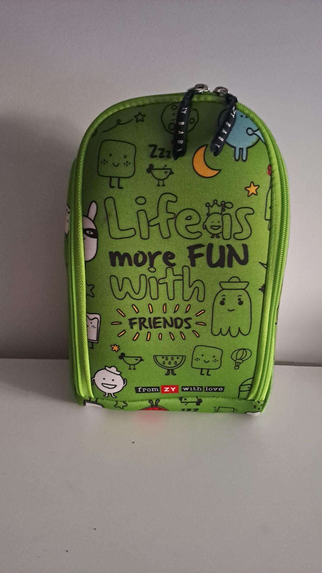 Termos e marmita zippy com mochila
