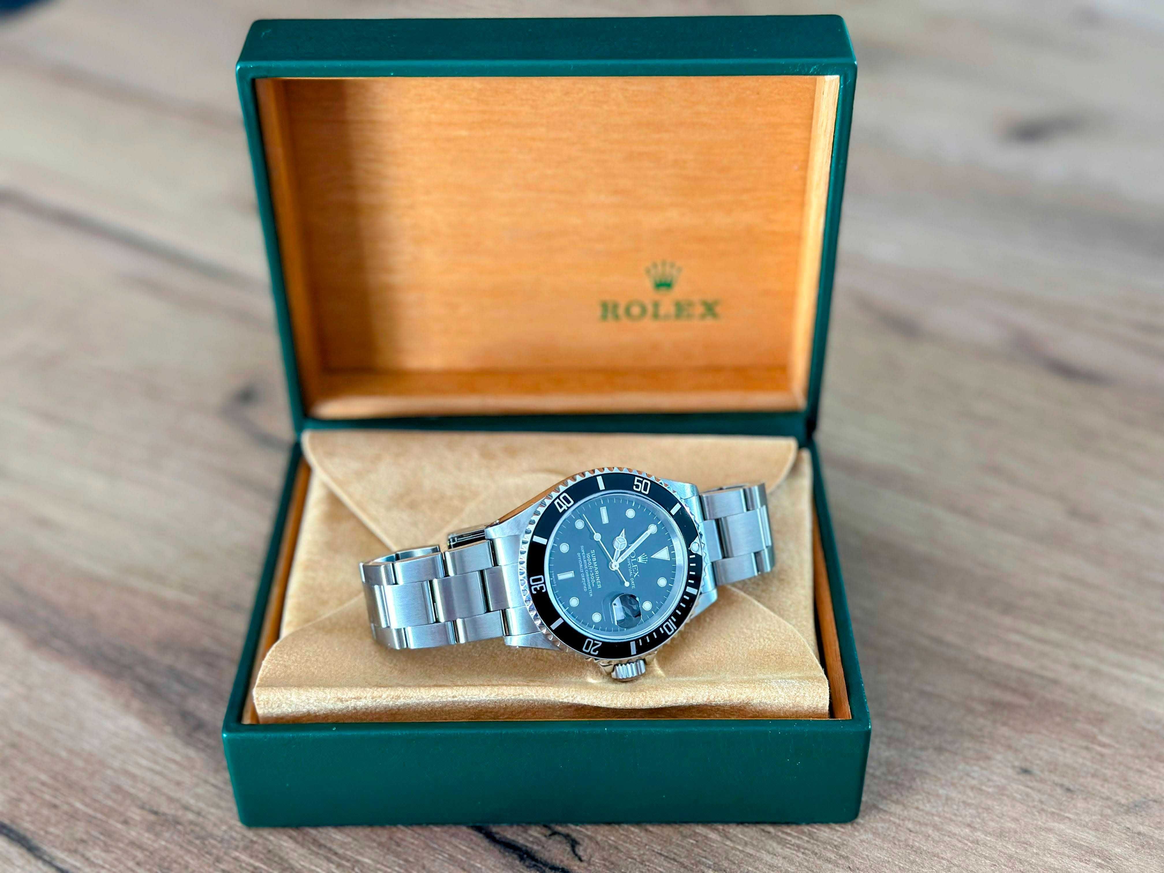 Rolex Submariner Date "Swiss" Dial Zegarek Idealny