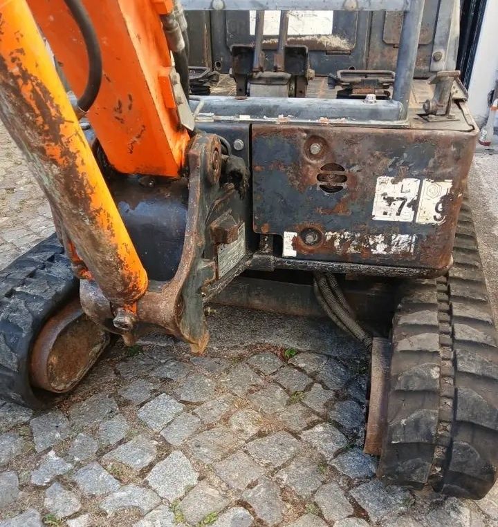 Mini giratoria hitachi