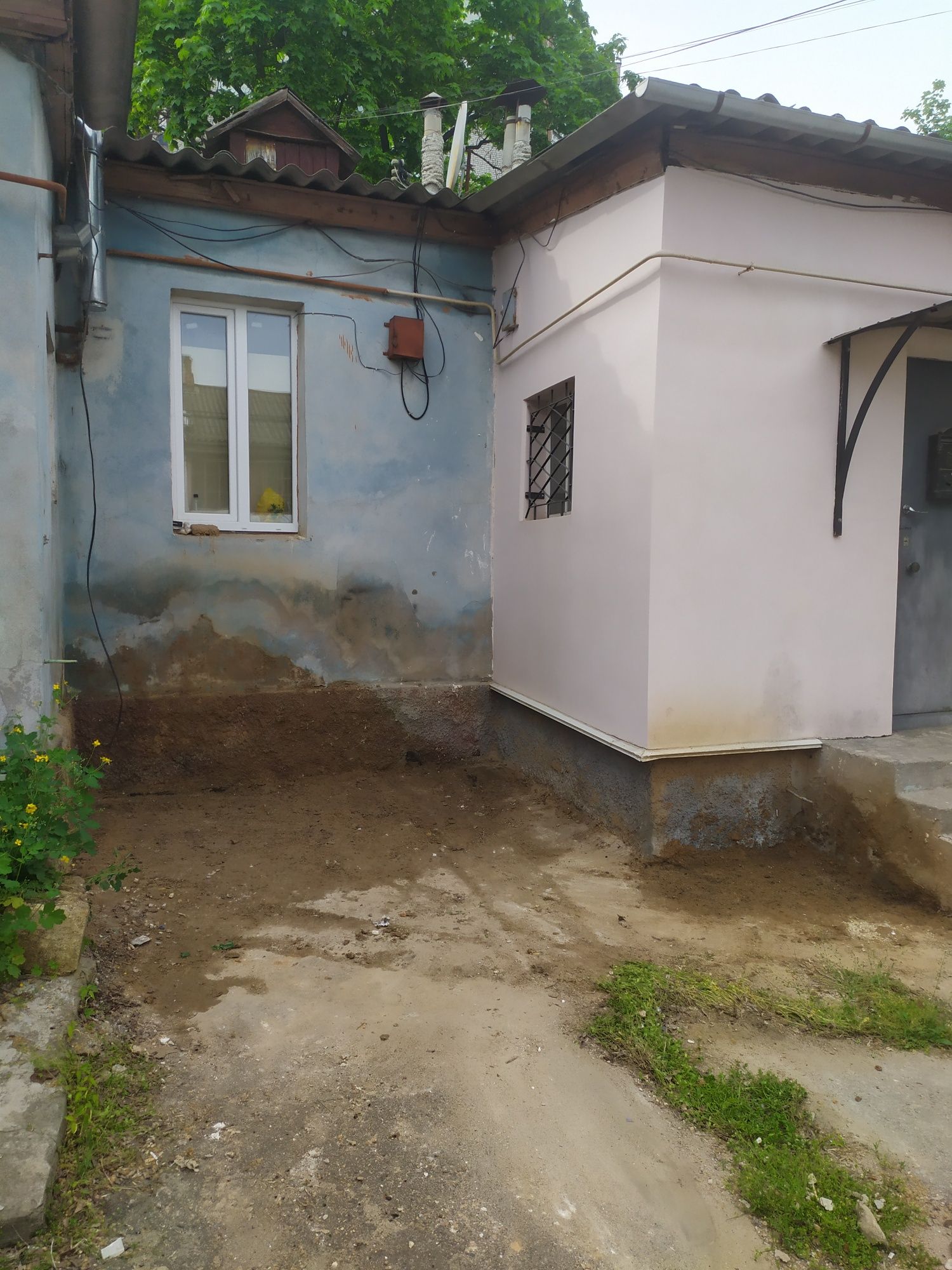 Вывоз строймусора,хлама,веток,травы. Любой сложности