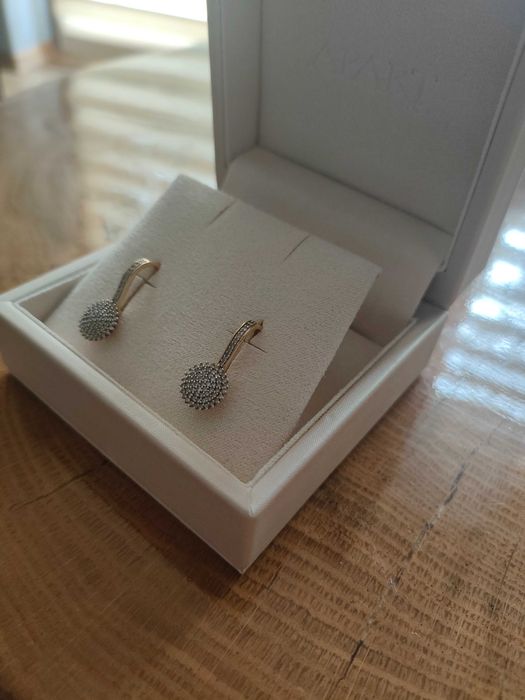 Piękne złote kolczyki z diamentami Apart 585 0,39ct.
