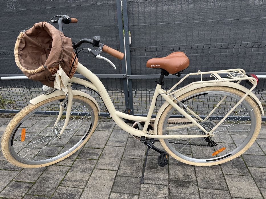 Rower miejski / damski z koszykiem i bagaznikiem jak NOWY