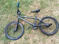 BMX rower do freestyle i jeżdżenia na skatepark