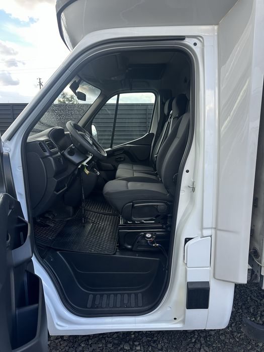 Renault Master 2021 10 Палет