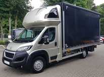 Samochód dostawczy Peugeot Boxer 10EP plandeka