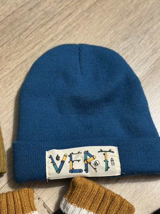 Зимова шапка, осіння шапка.