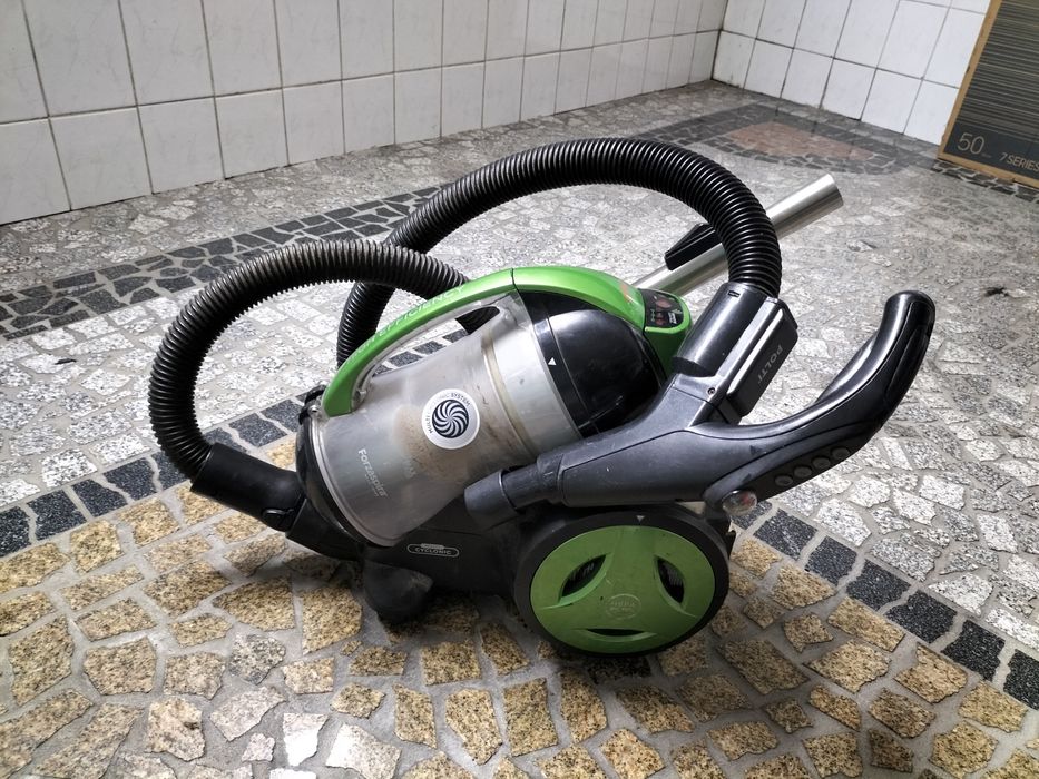 Aspirador de pó fio
