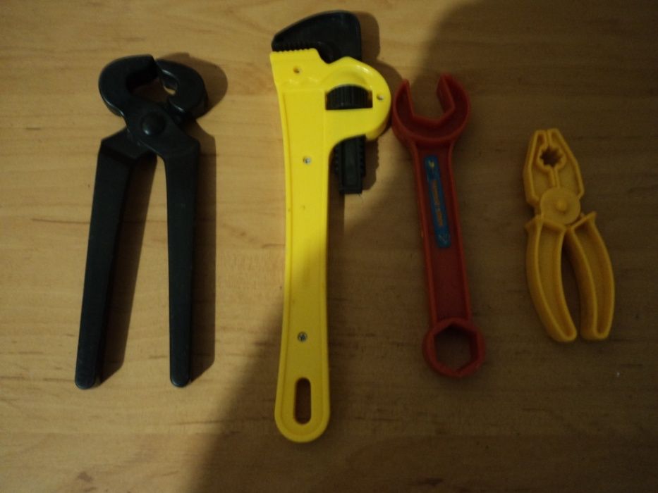 Игрушечные инструменты