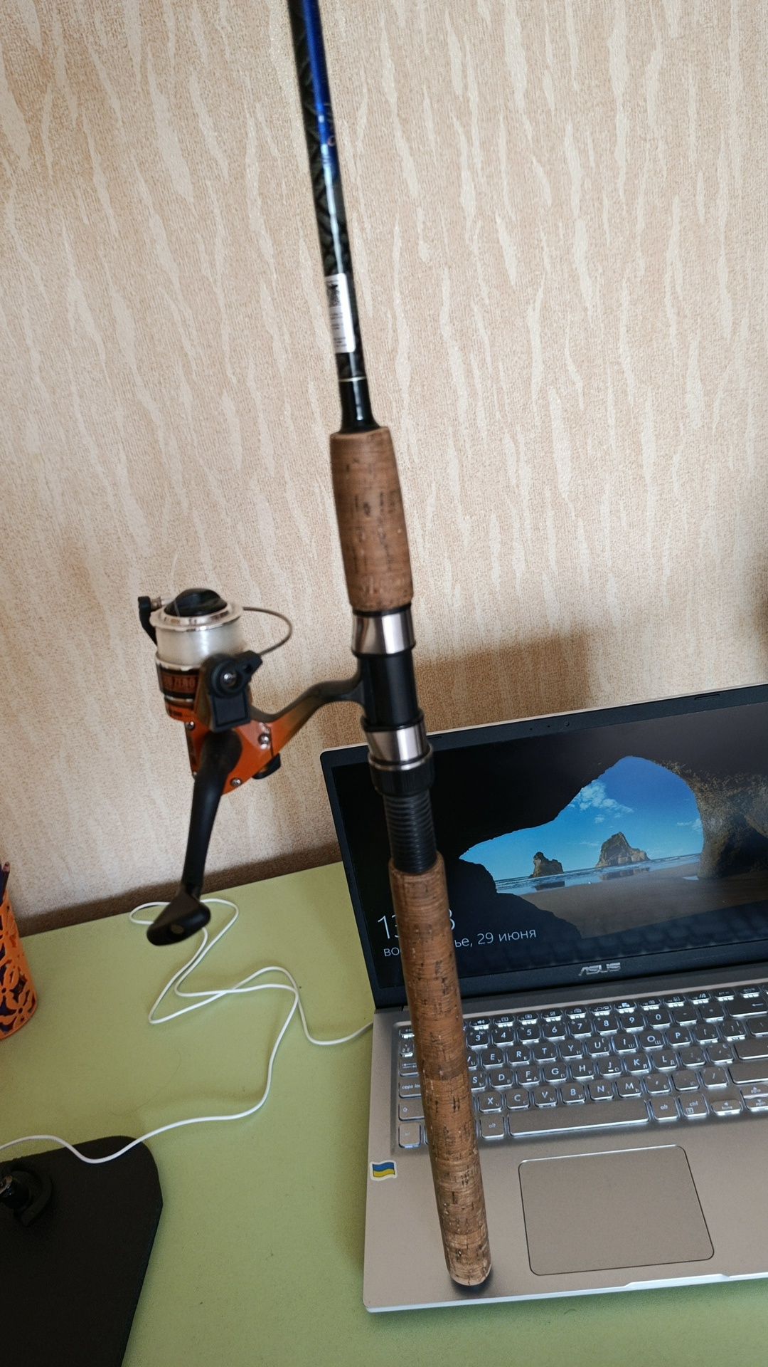 Спиннинг Wind Blade + котушка