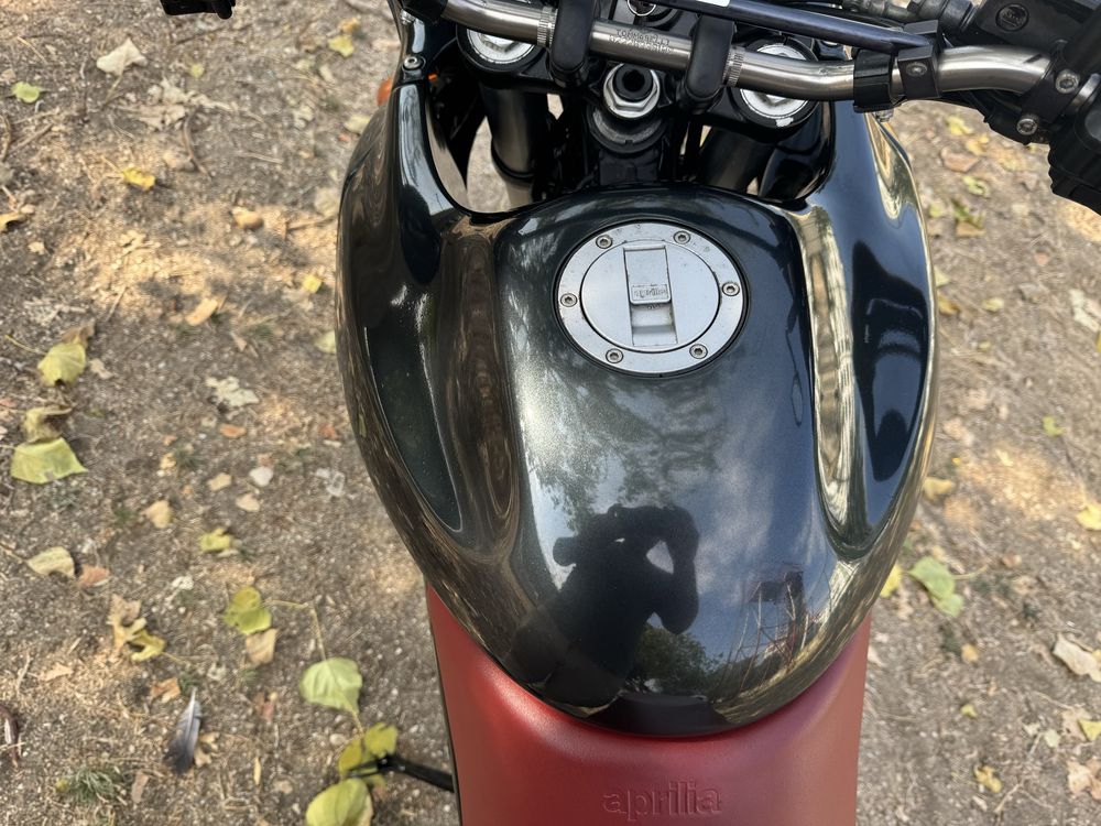 Mota aprilia 650cc  com 9500 km