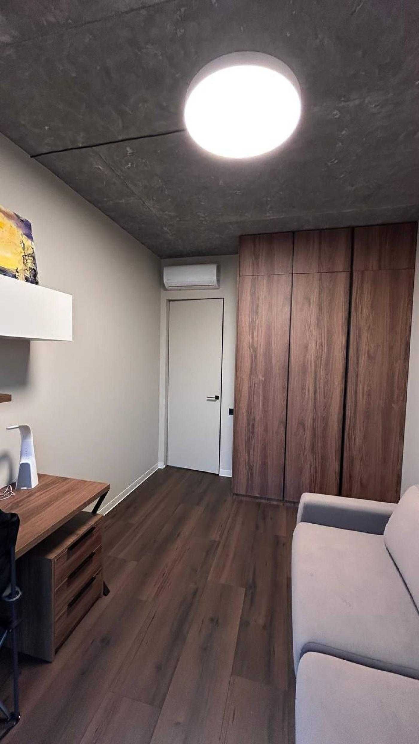В продаже новый и современный дом в два этажа.#10209