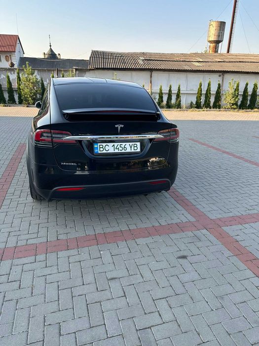 Tesla Model X Dual Motor 2017 Європа