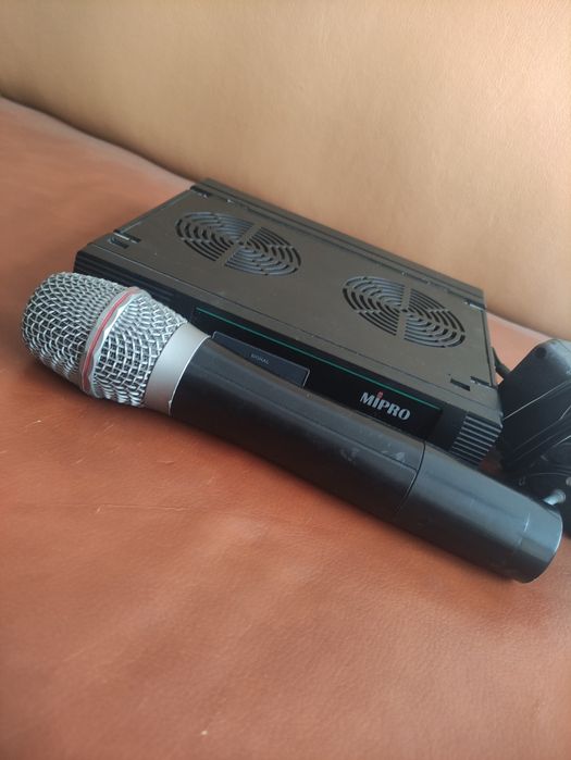Безпровідний конденсаторний мікрофон Mipro MR 515