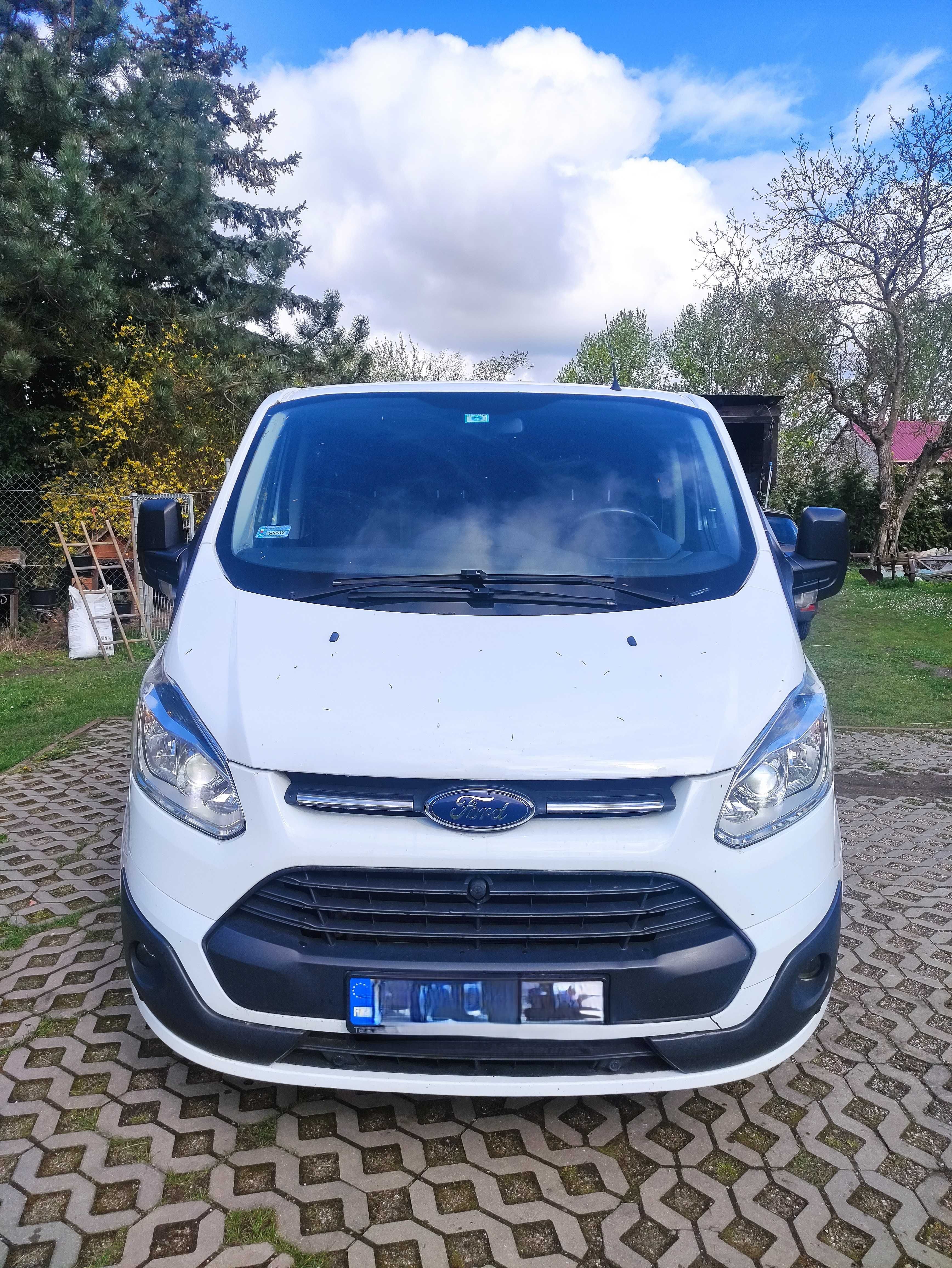 Ford transit custom 9- osobowy