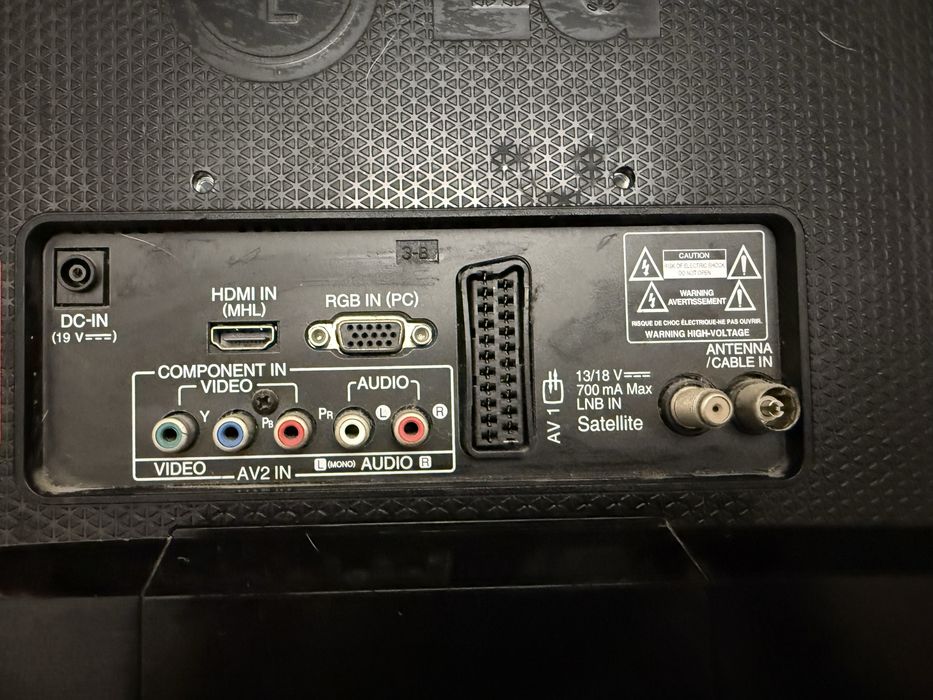 Телевизор LG 32 діагональ