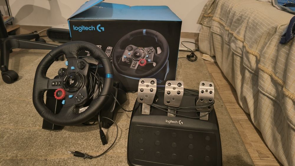 Logitech g29 volante +  pedais