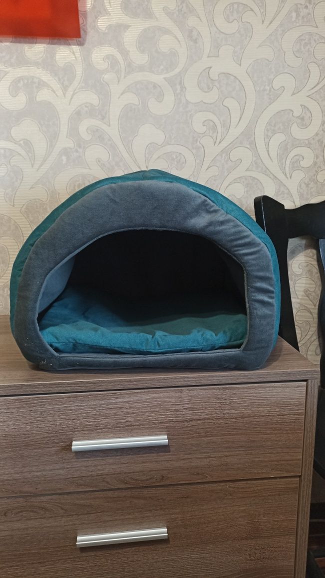 Домик,будка для собак
