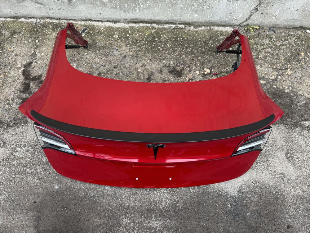 Tesla 3 Тесла 3 кришка багажника