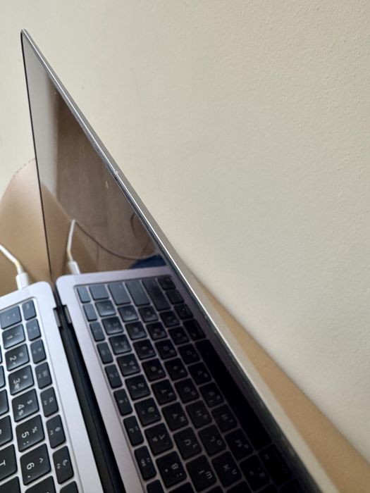 MacBook Air 2020 M1 13″ 8GB/256GB SSD для ваших найкращих рішень