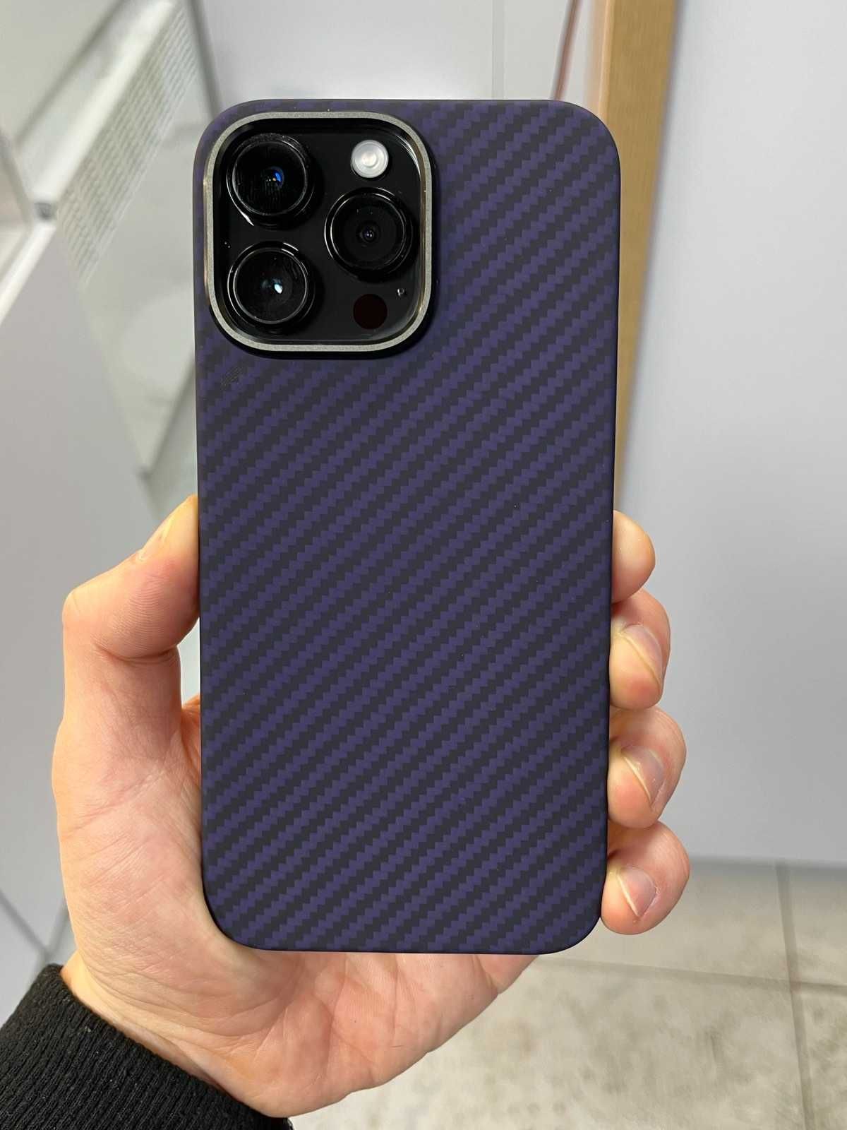 Карбоновый чехол для iPhone 14 Pro Max