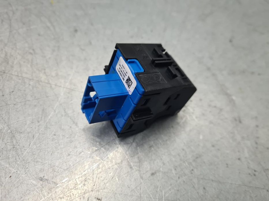 Botão / interruptor travão de parque PEUGEOT 208 II