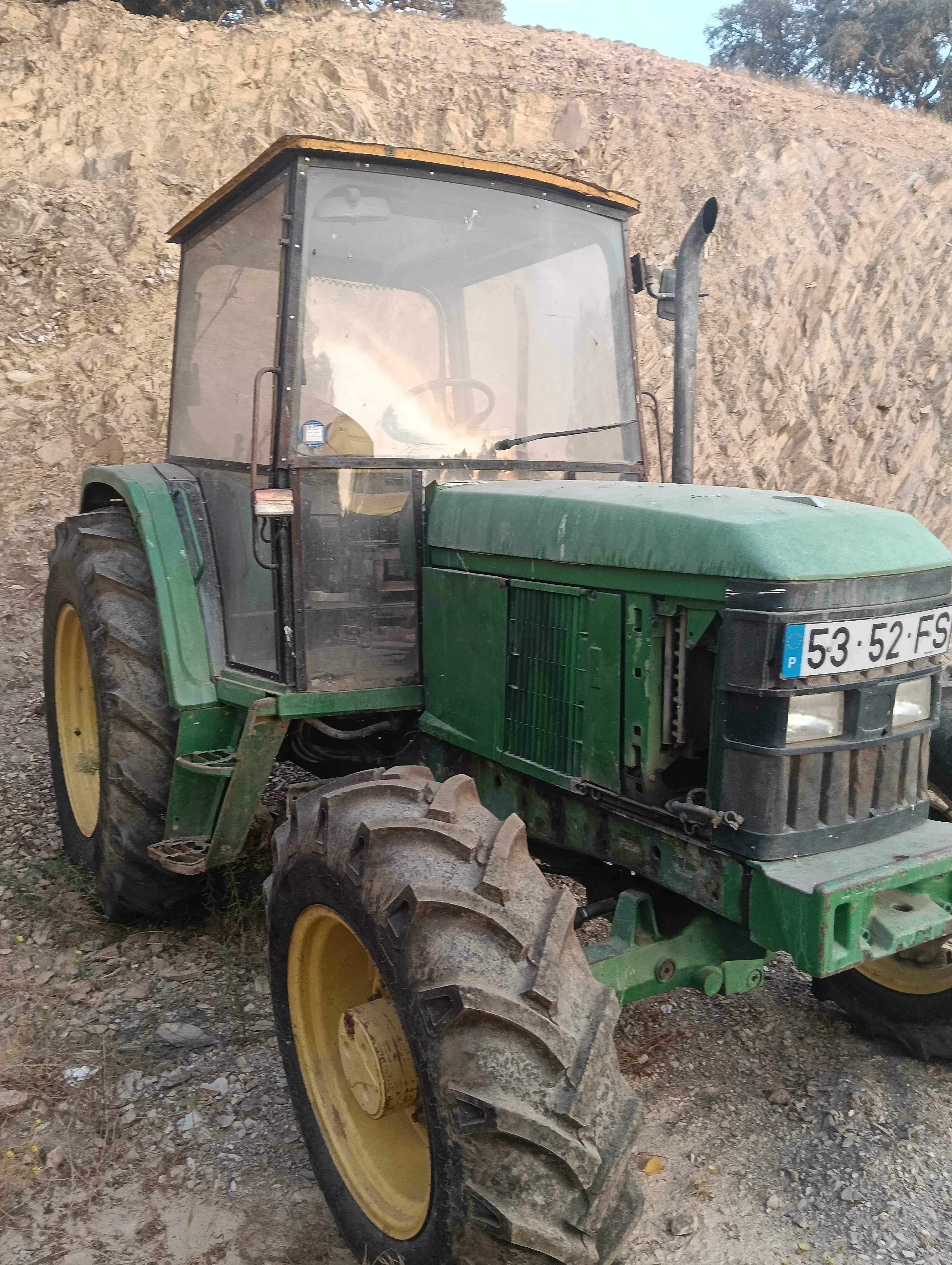 Trator John deere 6300