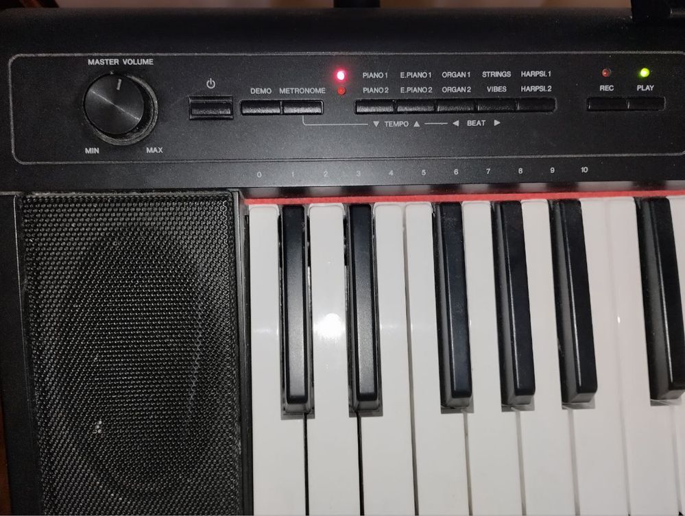 Цифрове піаніно Yamaha