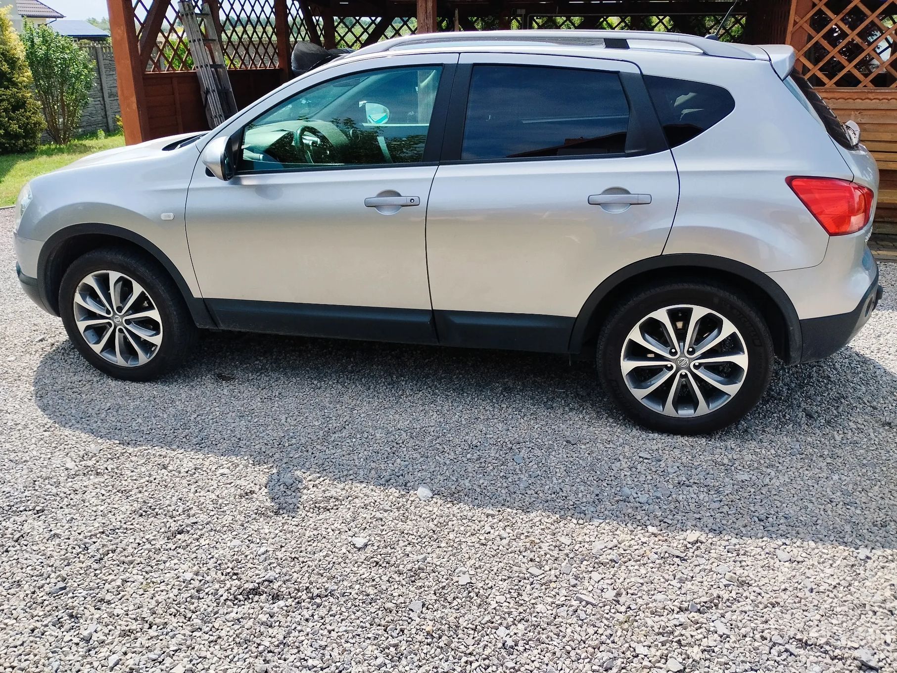 Nissan Qashqai SUV Nissan Qashqai 2.0 benzyna 2010r 4x4