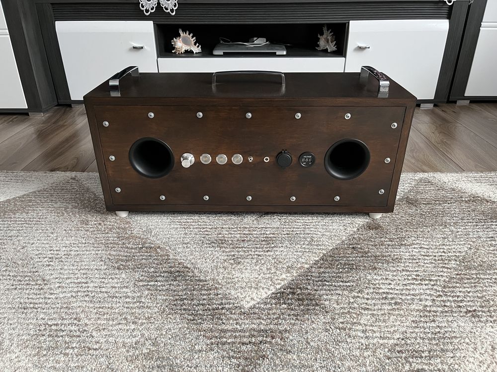 Referencyjny głośnik aktywny w kolorze venge tropikalne 2x35W DIY