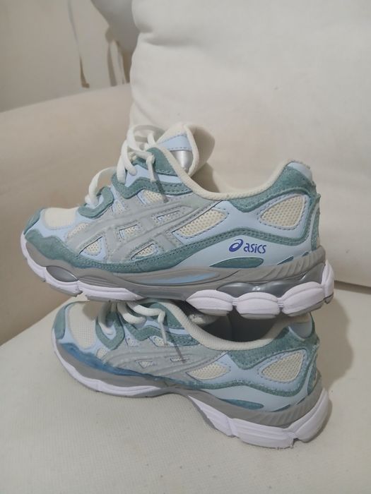 Tenis em bom estado