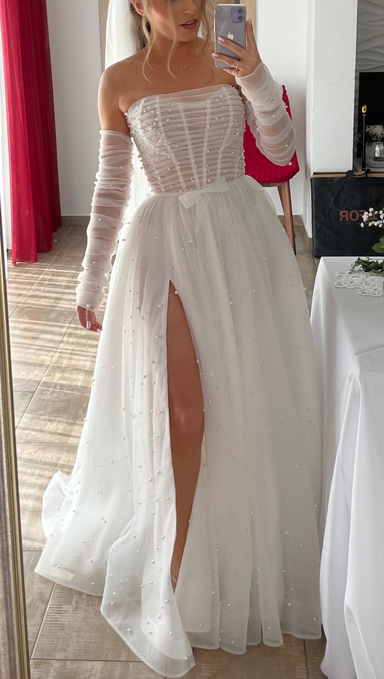 Suknia ślubna Agnieszka Światły Emily perły