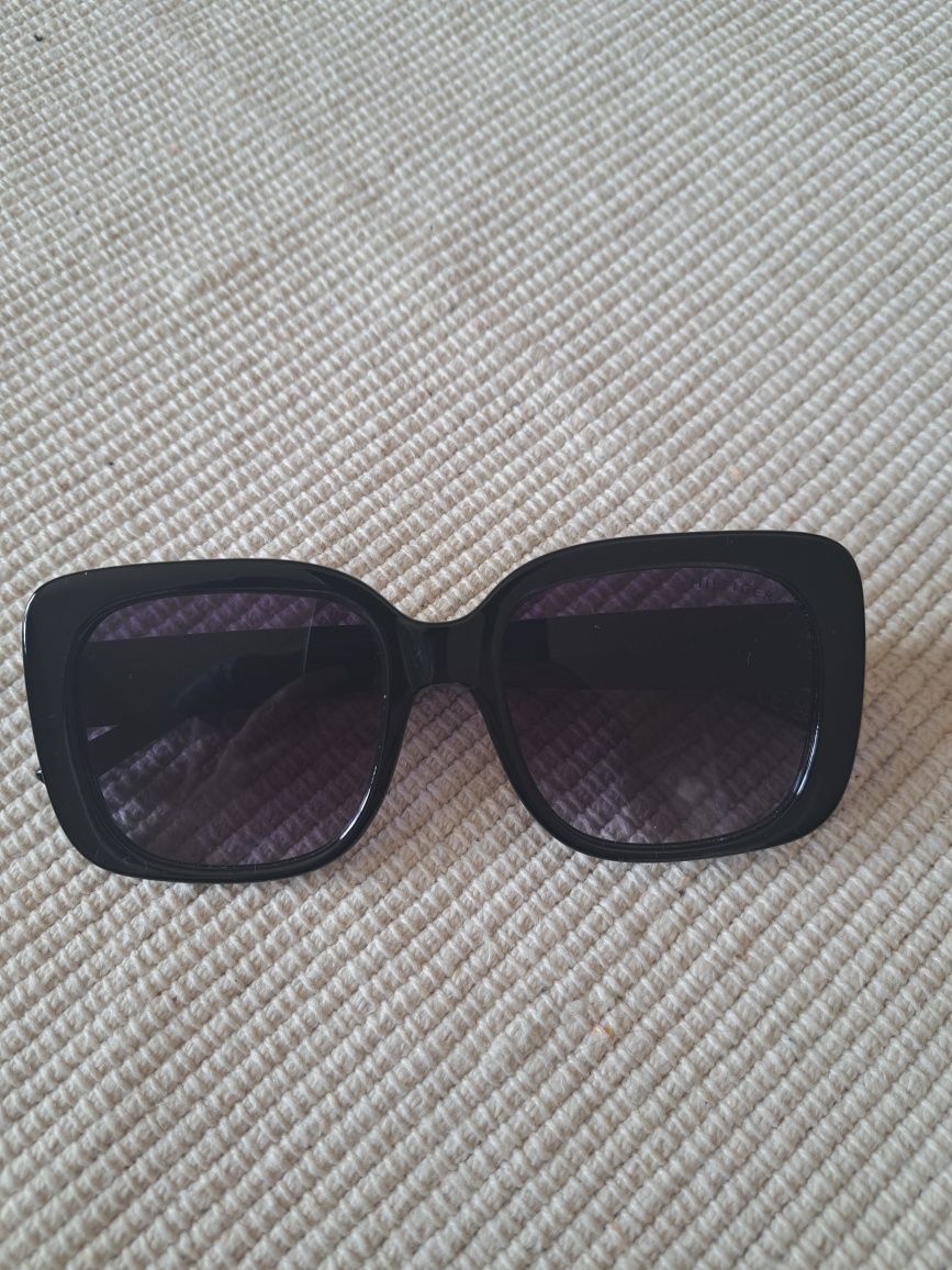 Okulary przeciwsłoneczne Tommy Hilfiger