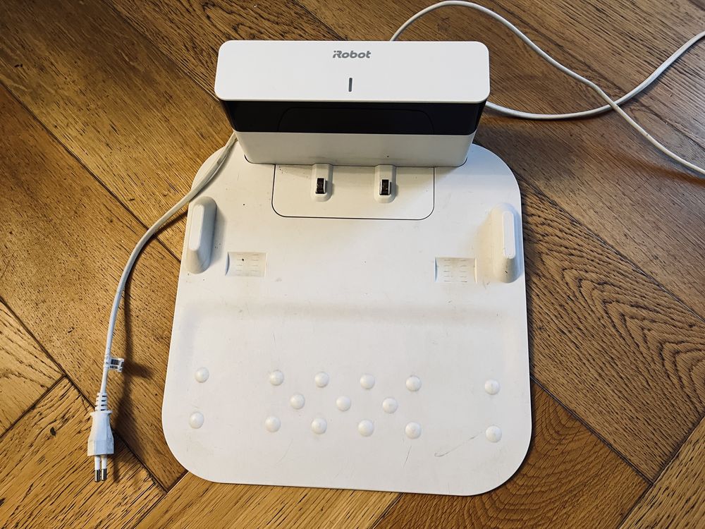 iRobot Bravaa Jet // mopujacy