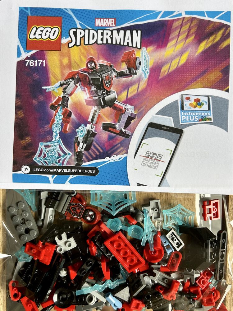 Conjunto Lego com Homem Aranha