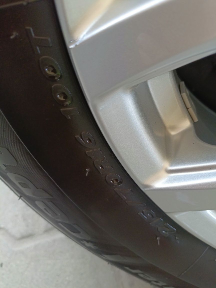 Koła aluminiowe zimowe kia Hyundai 215/70/16 5x114,3