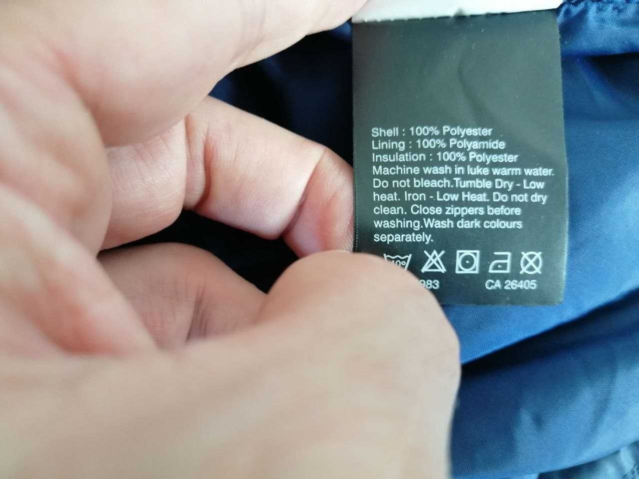 Утепленная курточка Helly Hansen Размер  XL
