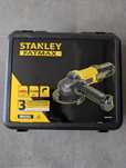 Szlifierka 125 Stanley Fatmax 850W FMEG220K