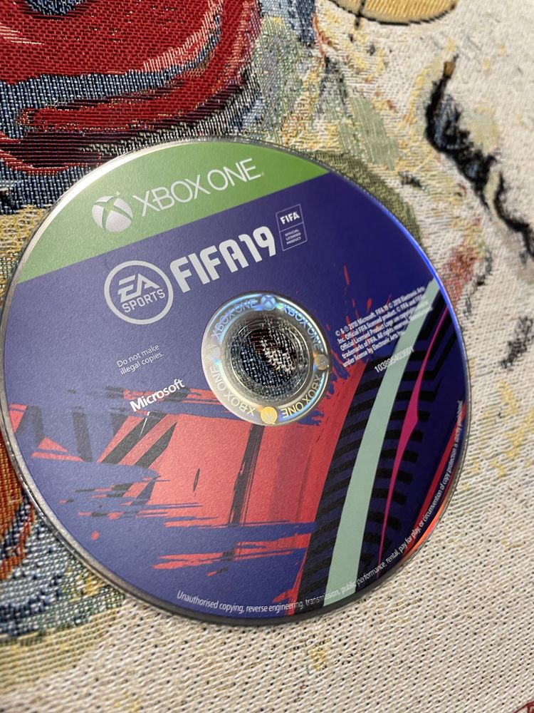 Gra Fifa 19 na konsole Xbox One