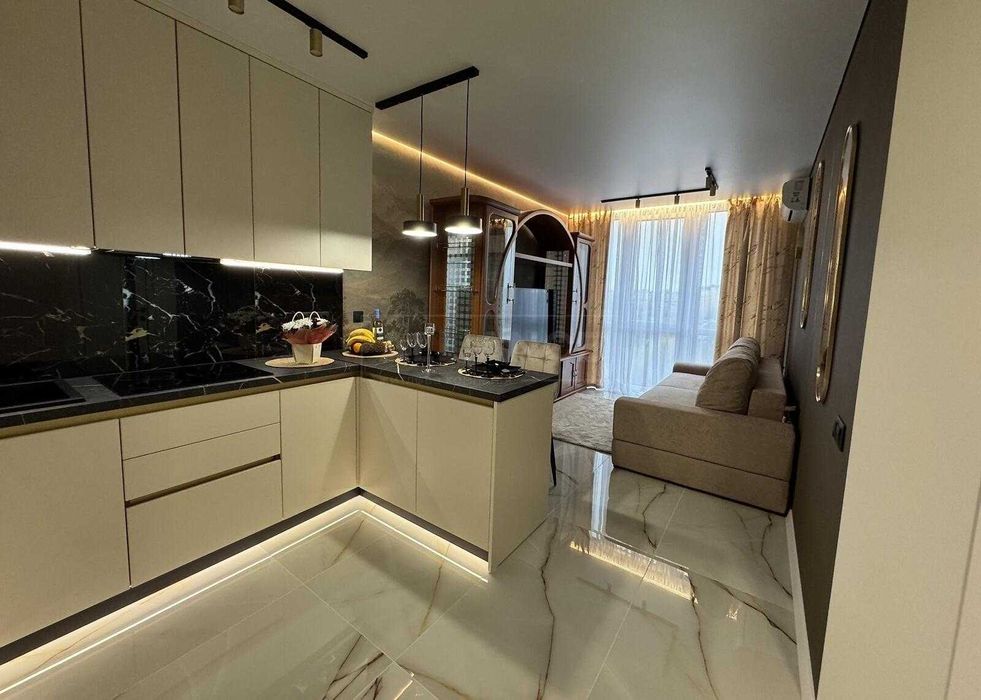 Неймовірна 1 км квартира з дорогим ремонтом в сучасному ЖК