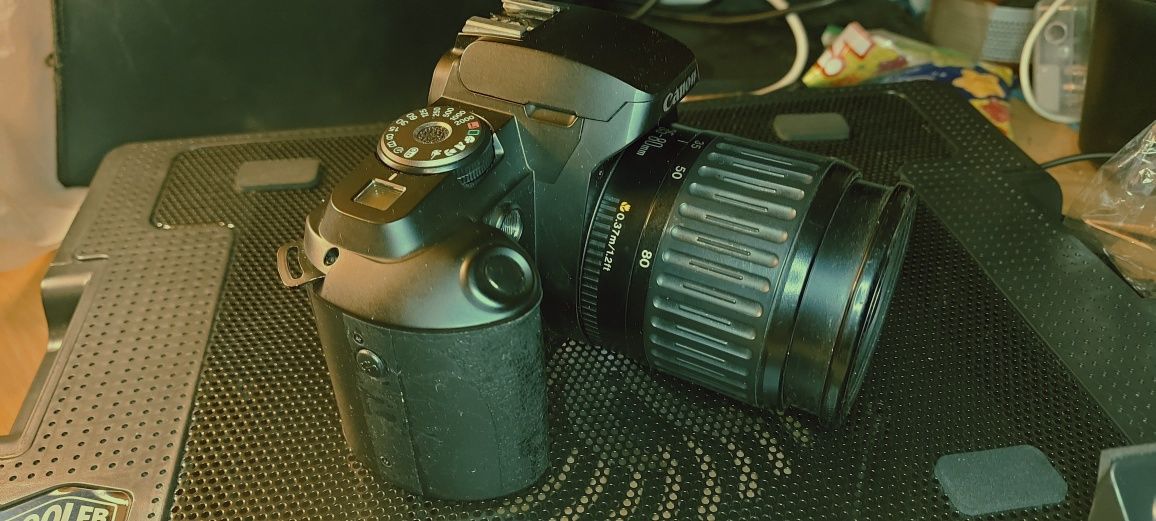 Aparat fotograficzny canon 5000 z obiektywem 35-80mm