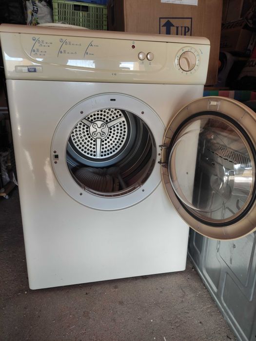 Máquina de secar roupa