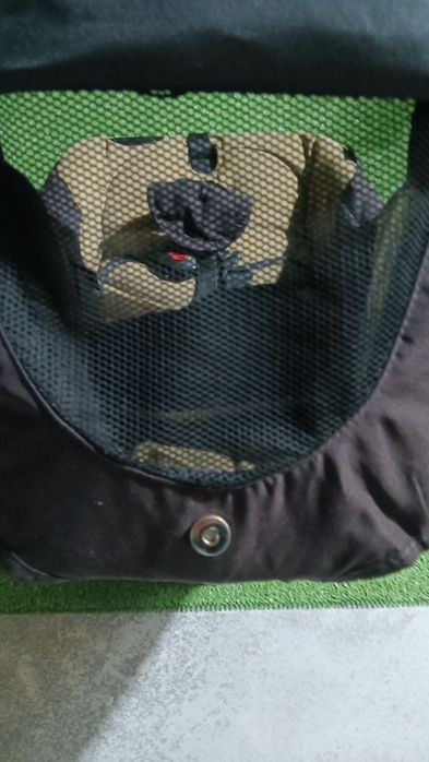 Vendo carrinho de bebe e acessórios