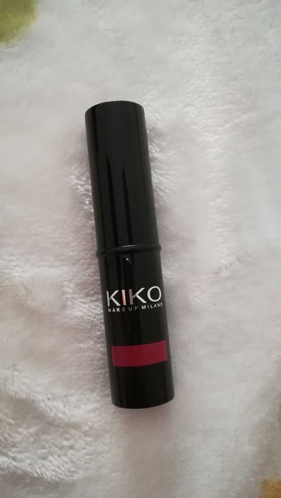 Batom vermelho Kiko Milano