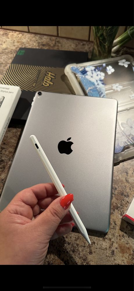 Tablet iPad Apple PRO -Touch ID -Procreate