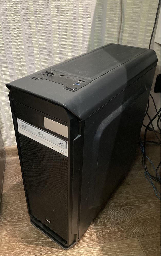 Компьютер с принтером