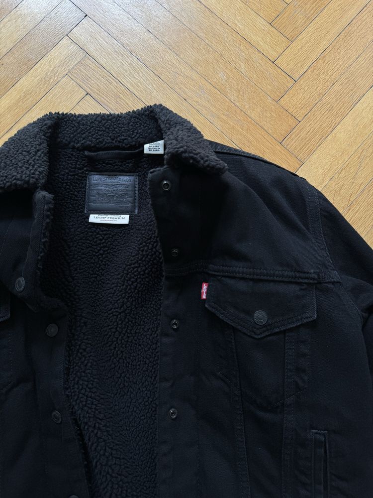 Levi’s Sherpa Trucker, Kurtka jeansowa, czarna, roz. M